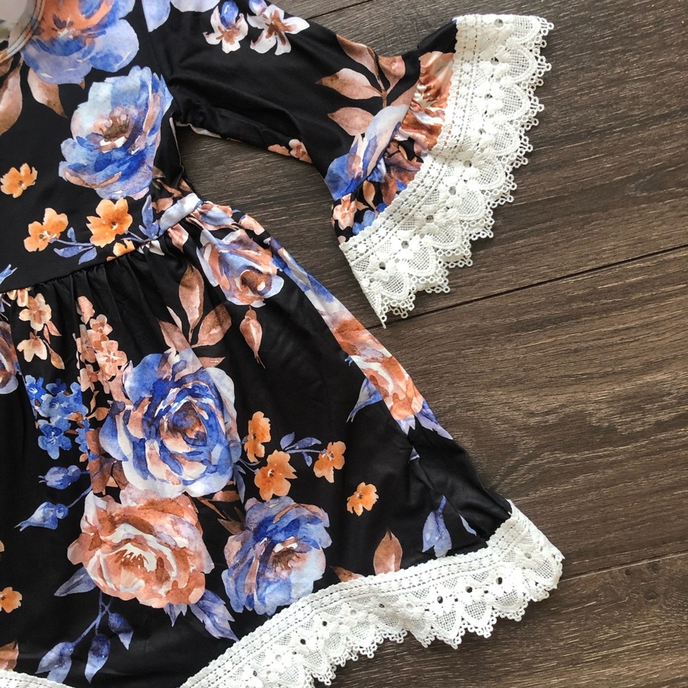 Boutique Toddler Girl Floral Lace Dress Set - Picture 2 of 2